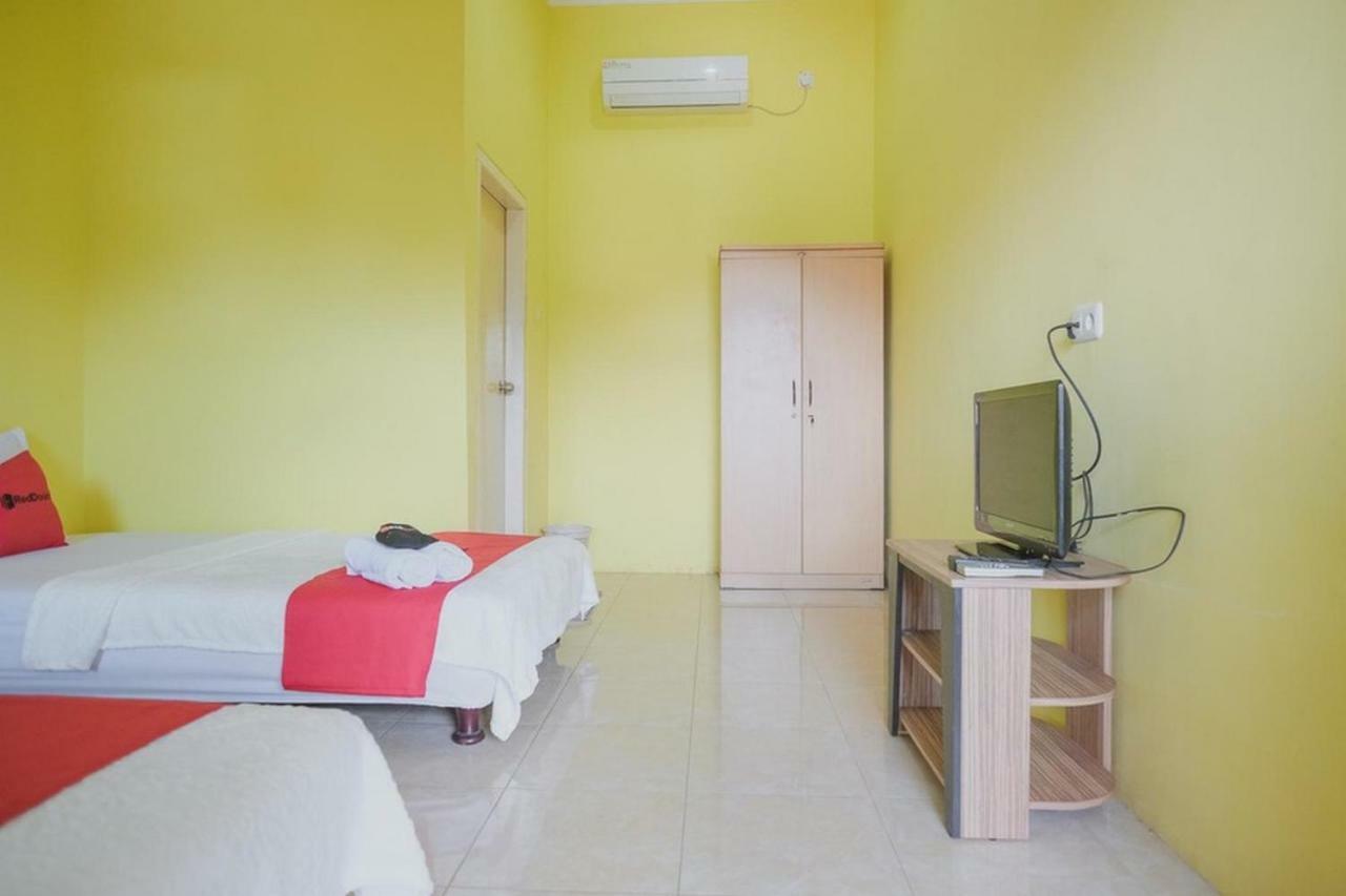 Reddoorz Syariah Near Kantor Walikota 占碑 外观 照片