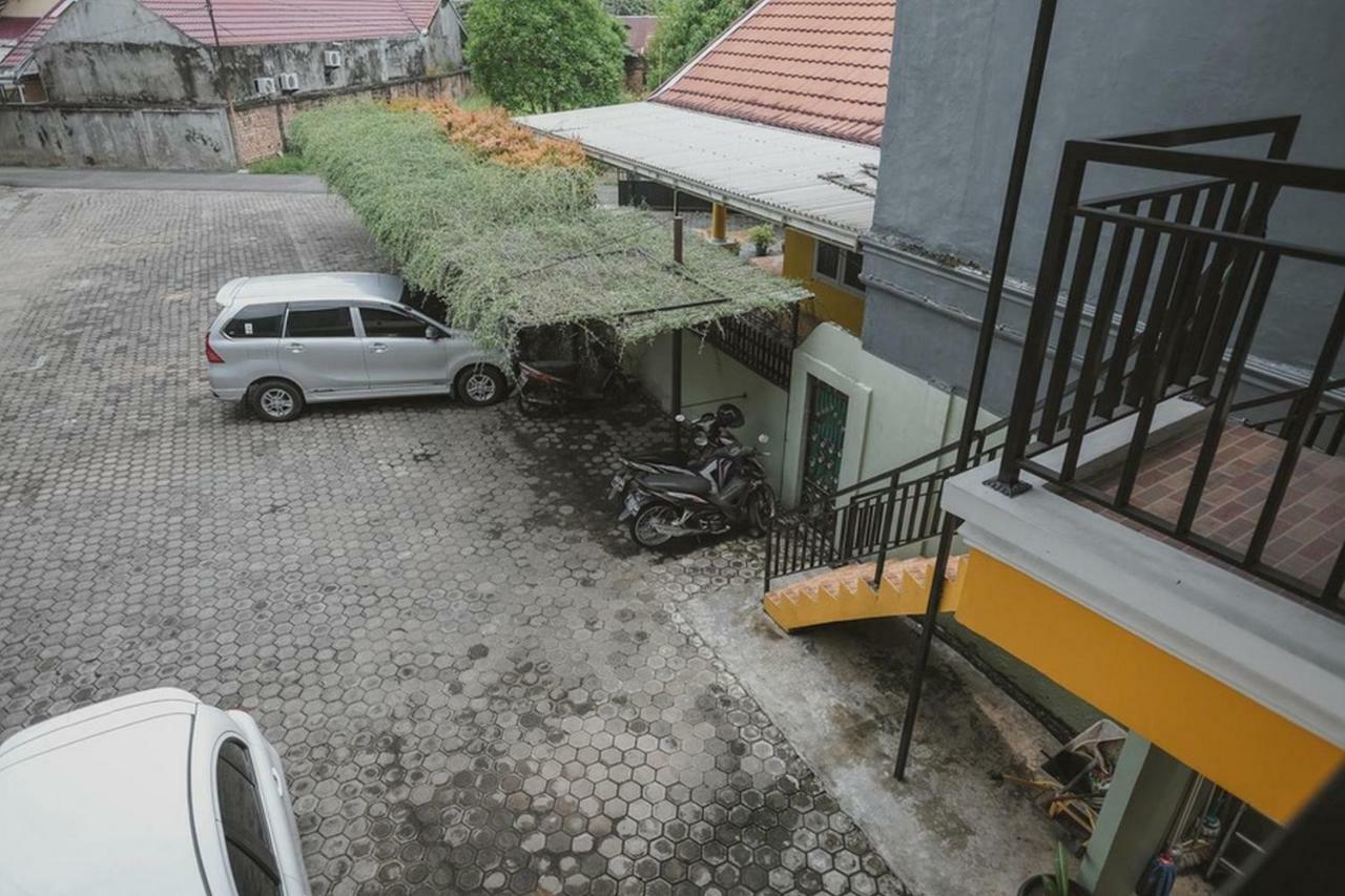 Reddoorz Syariah Near Kantor Walikota 占碑 外观 照片