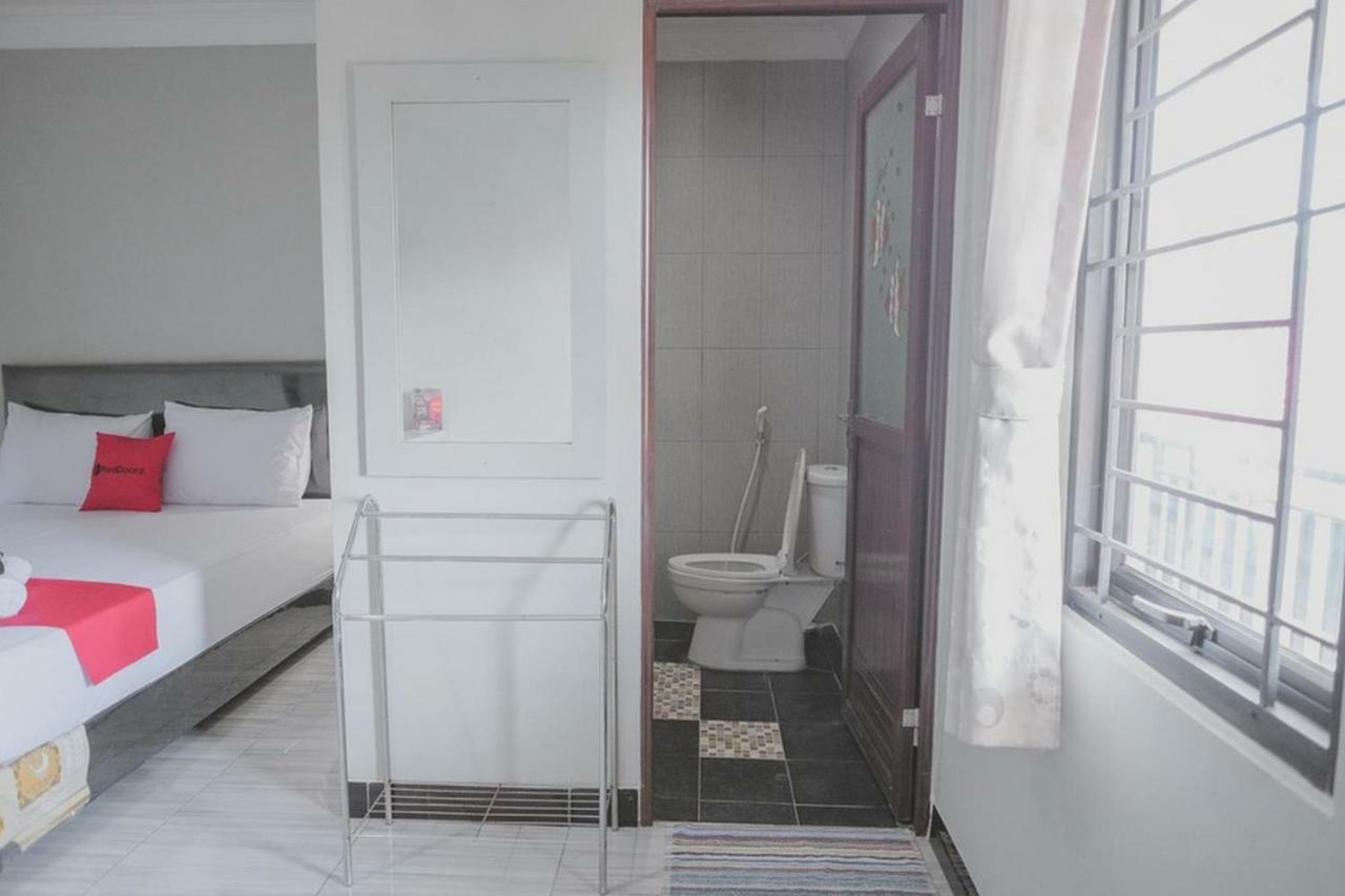 Reddoorz Syariah Near Kantor Walikota 占碑 外观 照片
